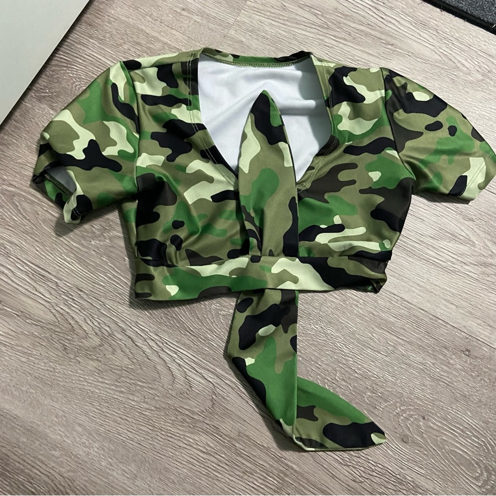 Twin Peaks Crop Top